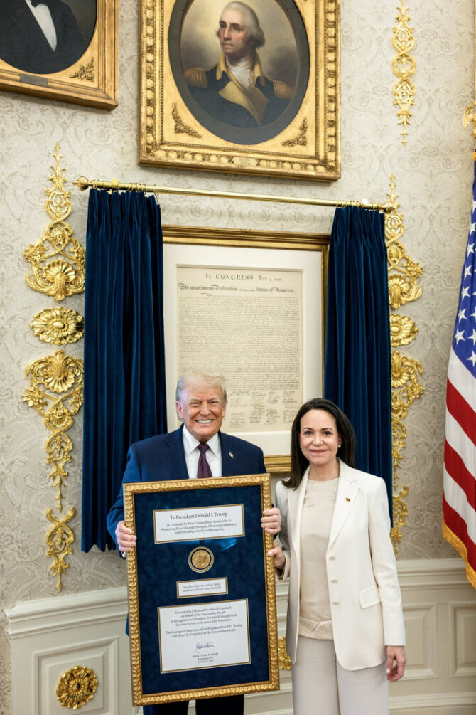Maria Corina Machado ir Donaldas Trumpas / Daniel Torok/The White House / via REUTERS