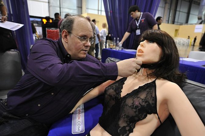 Scanpix nuotr. / Dar viena seksualinė revoliucija: sekso robotų era