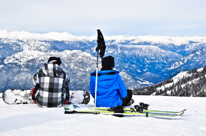 Shutterstock nuotr. / Vistlerio ir Blekombo slidinėjimo kurortai Kanadoje