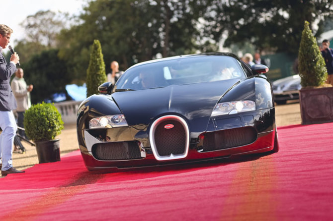 Andriaus Lauciaus nuotr./„Bugatti Veyron“