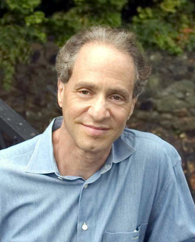 Vikipedija/Michael Lutch./Raymondas Kurzweilas tiki, kad po kelių dešimtmečių žmonija pradės amžino gyvenimo procesą