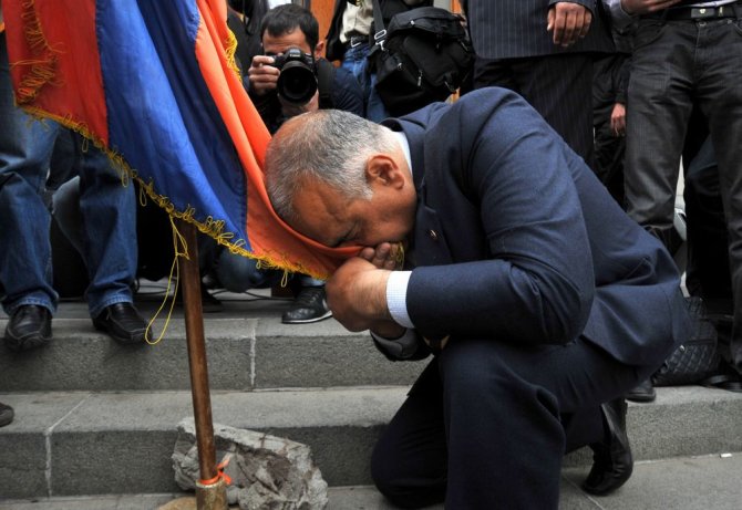 AFP/„Scanpix“ nuotr./ Armėnijos prezidentas Seržas Sarkisianas
