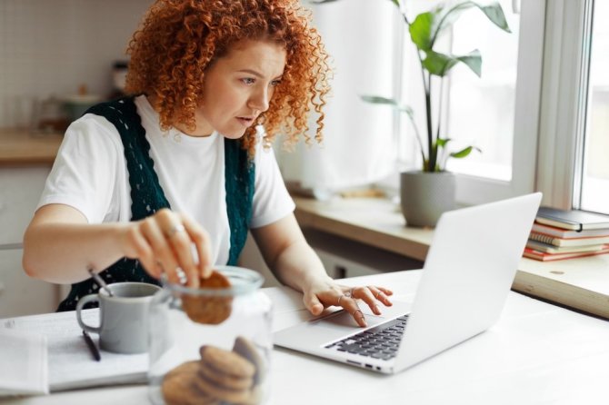 Shutterstock nuotr./Užkandžiavimas