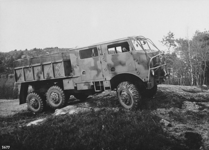 „Volvo TVC“, 1942 m.