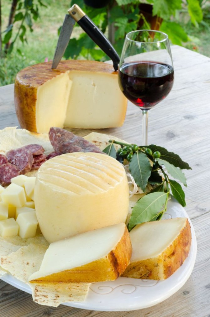 Sardinijos virtuvės skonis – pekorino sūrio skonis