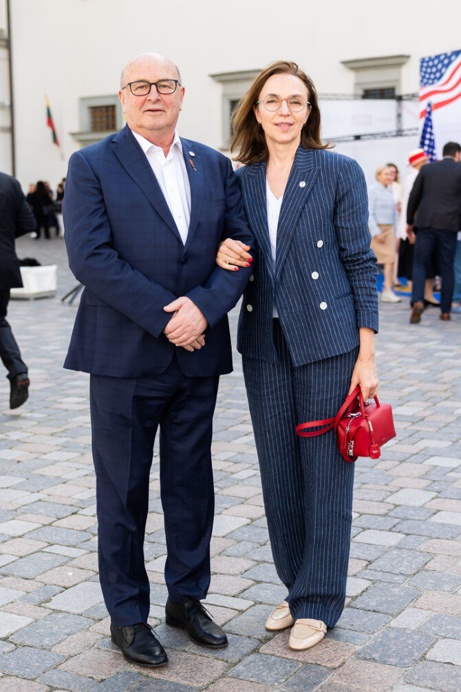 Roberto Riabovo / BNS nuotr./Visvaldas Matijošaitis ir Loreta Matijošaitė