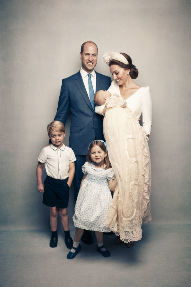 „Scanpix“/AP nuotr./Karališkoji šeima per princo Louiso krikštynas