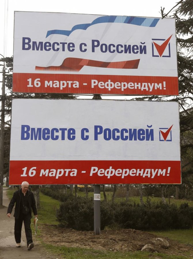 „Reuters“/„Scanpix“ nuotr./Referendumo reklama Kryme 