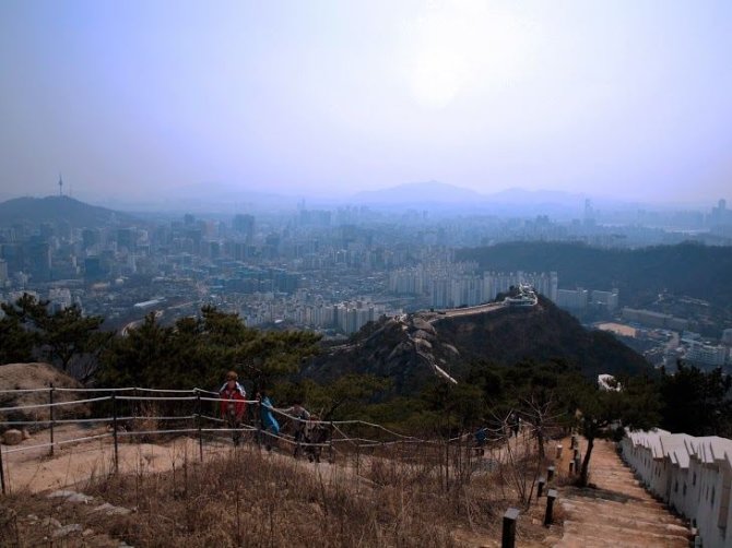 Asmeninė nuotr./Seulo panorama nuo kalnų