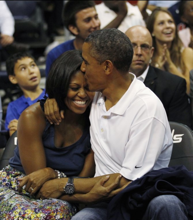 „Reuters“/„Scanpix“ nuotr./Michelle Obama ir Barackas Obama