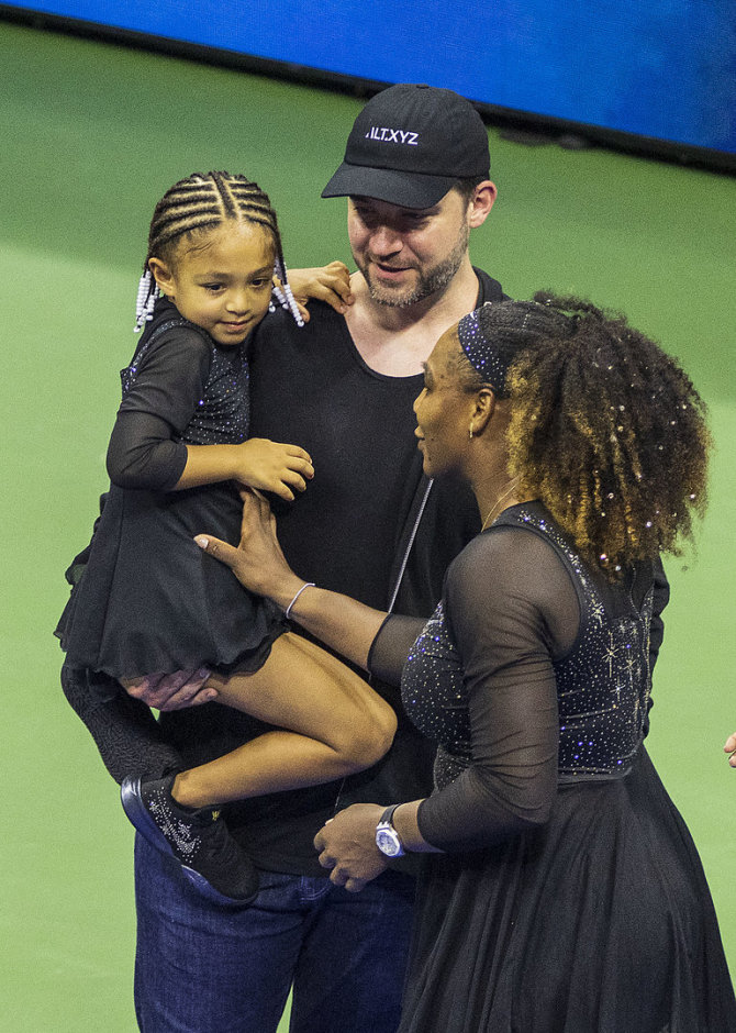 „Scanpix“ nuotr./Serena Williams ir Alexis Ohanianas su dukra