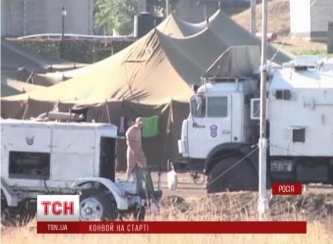 Stop kadras/Prie Ukrainos sienos – dar vienas Rusijos „humanitainės pagalbos“ konvojus.