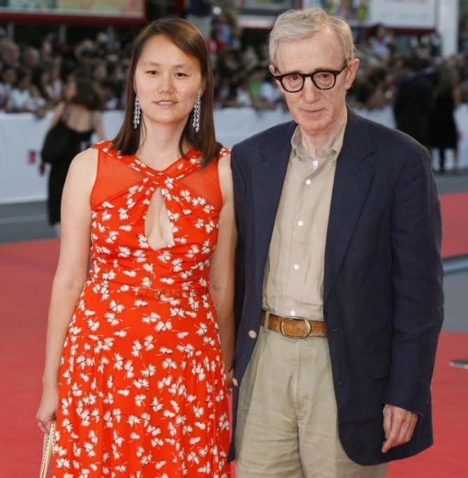 „Scanpix“ nuotr./Woody Allenas su žmona Soon-Yi Previn
