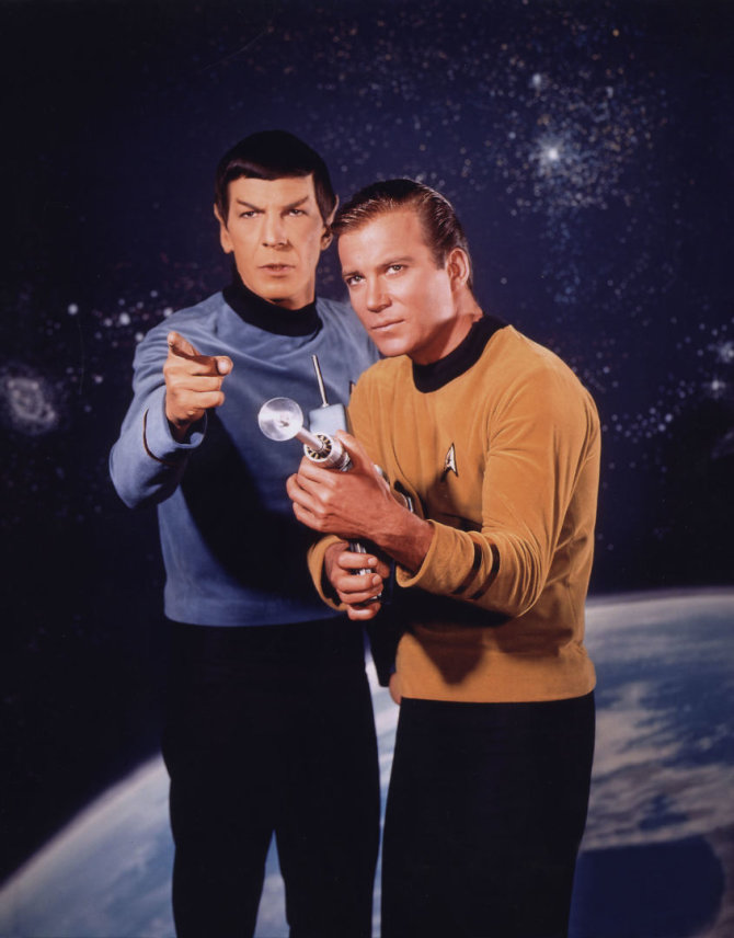 Vida Press nuotr./Leonardas Nimoy ir Williamas Shatneris seriale „Žvaigždžių kelias“