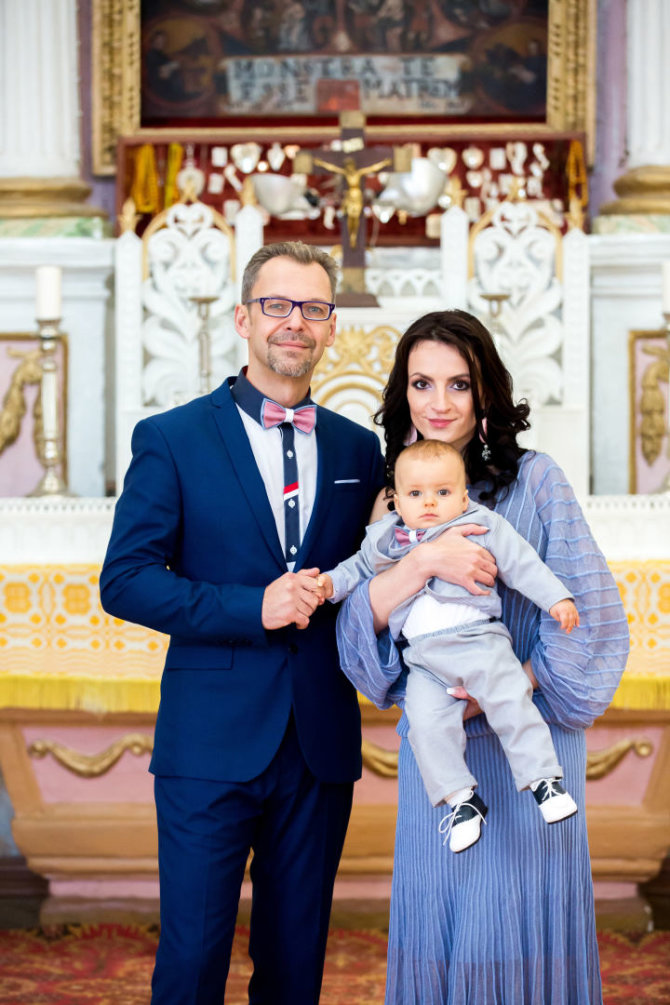 Mariaus Žičiaus nuotr./Aras Vėberis ir Martyna Kerbedytė su sūnumi Nojumi