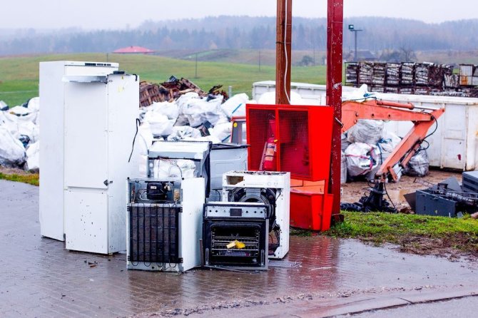 Irmanto Gelūno/15min.lt nuotr./„EMP recycling“ elektronikos ir kitų atliekų perdirbimo gamykloje. 