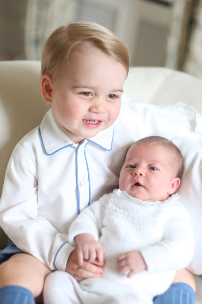 „Scanpix“/AP nuotr./Princas George'as ir princesė Charlotte
