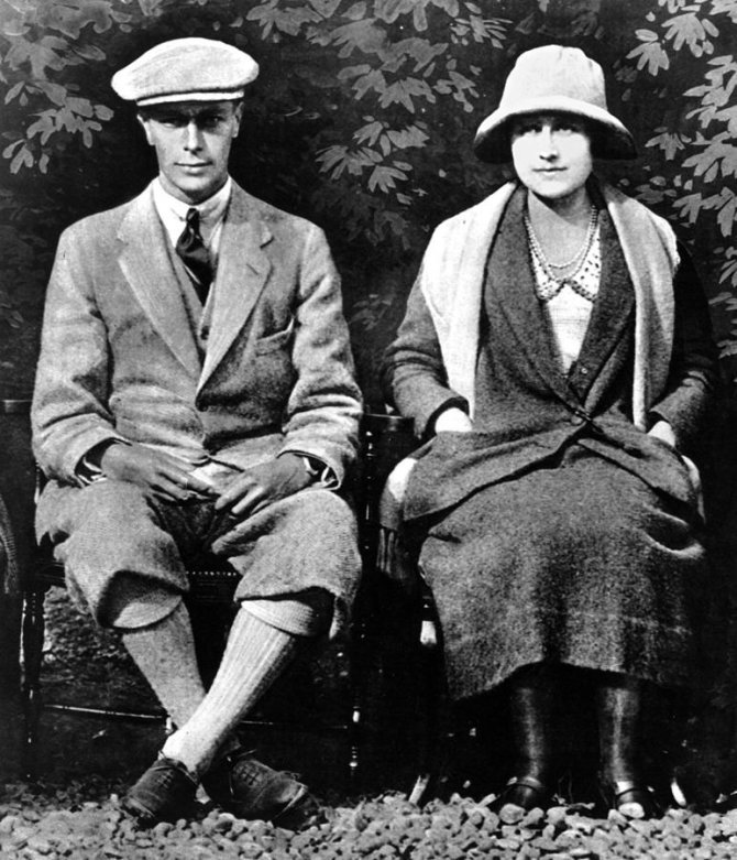 Vida Press nuotr./Karalius George'as VI ir Elizabeth Bowes-Lyon 1923