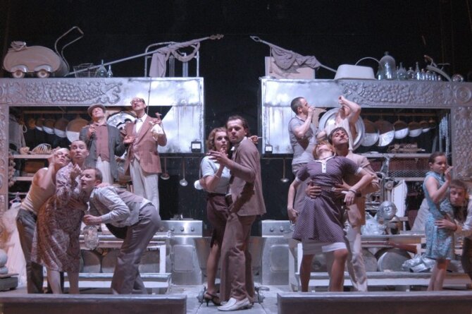Dmitrijaus Matvejevo nuotr./Oskaro Koršunovo teatras – „Įstabioji ir graudžioji Romeo ir Džuljetos istorija“