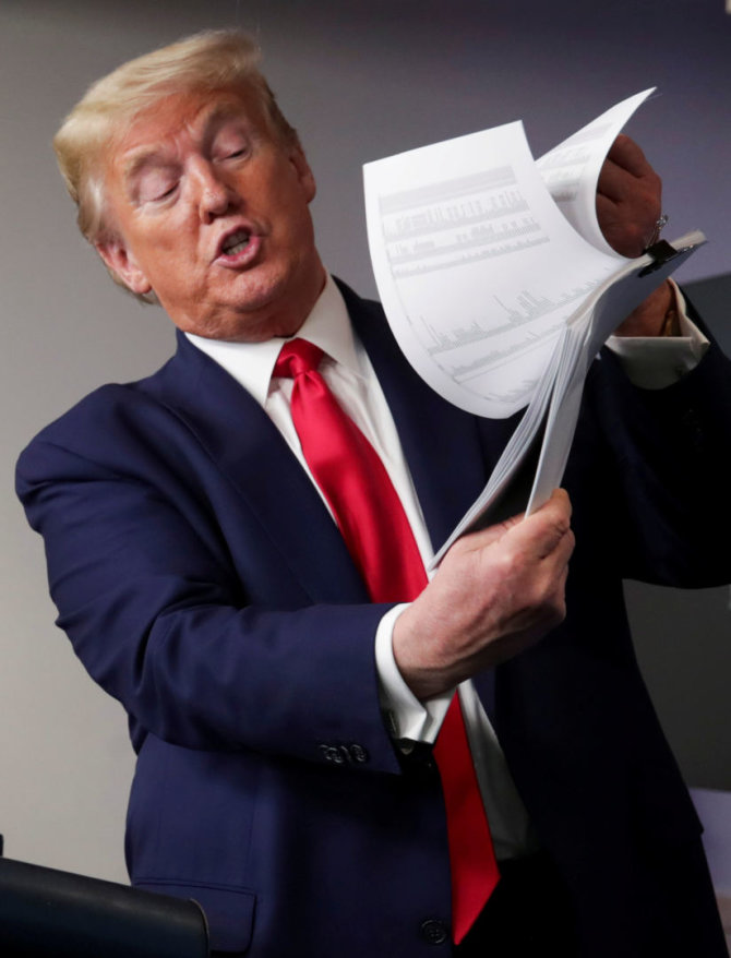 „Reuters“/„Scanpix“ nuotr./D.Trumpas žada „sustabdyti imigraciją“ į JAV