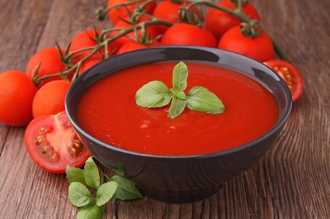 Ispaniška pomidorų sriuba (gaspačas)