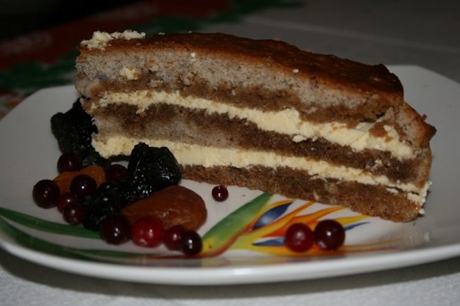 Ruginių miltų tortas