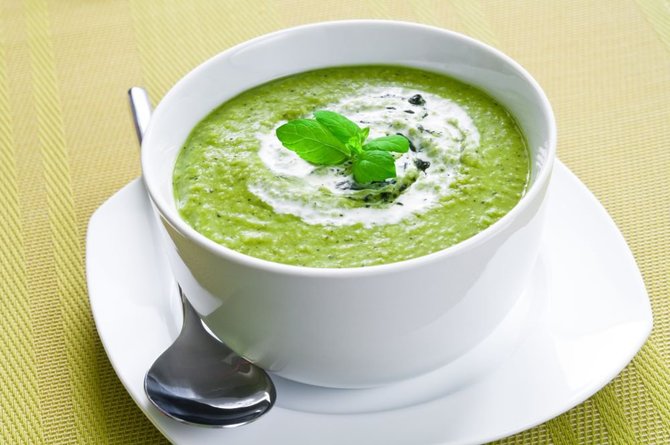 Veganiška kreminė brokolių sriuba