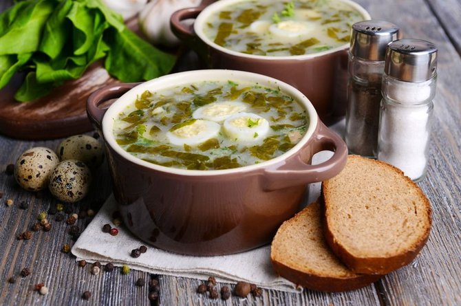 Rūgštynių sriuba su kukulaičiais