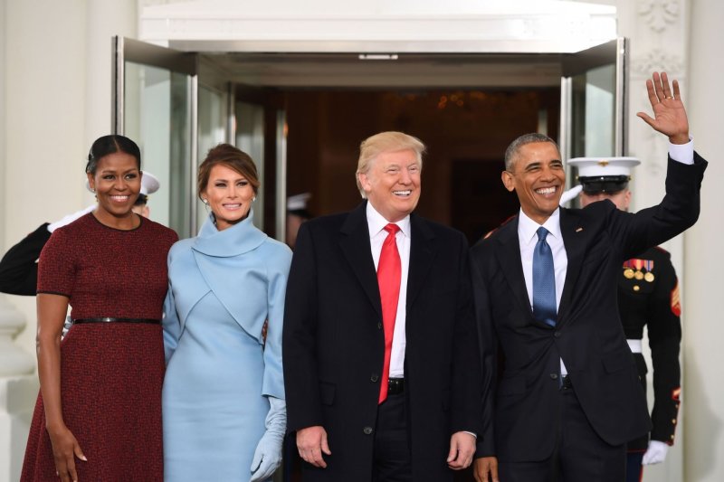 Michelle Obama, Melania Trump, Donaldas Trumpas ir Barackas Obama