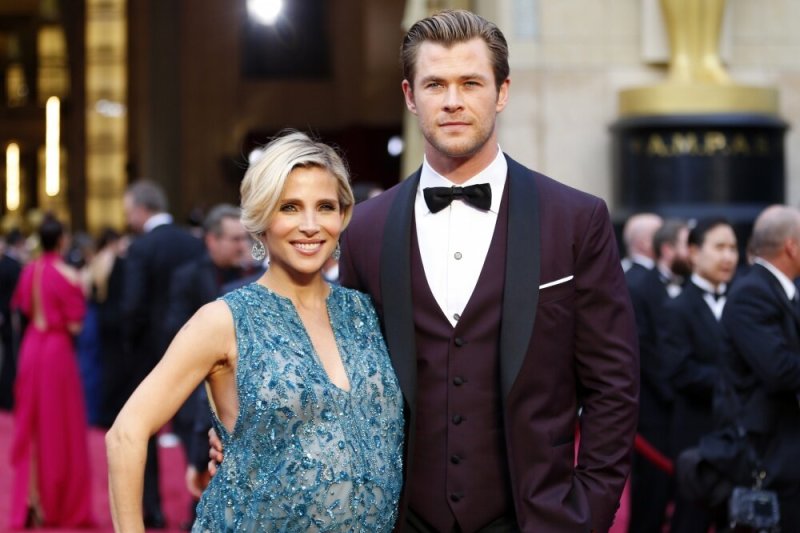 Chrisas Hemsworthas su žmona Elsa Pataky susilaukė dvynių