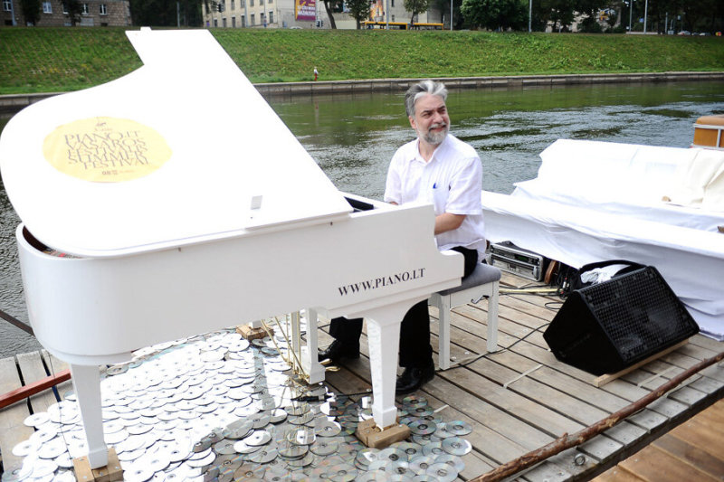 Garsusis pianistas Petras Geniušas skiriasi su žmona, Rusijos pianiste Ksenija Knorre