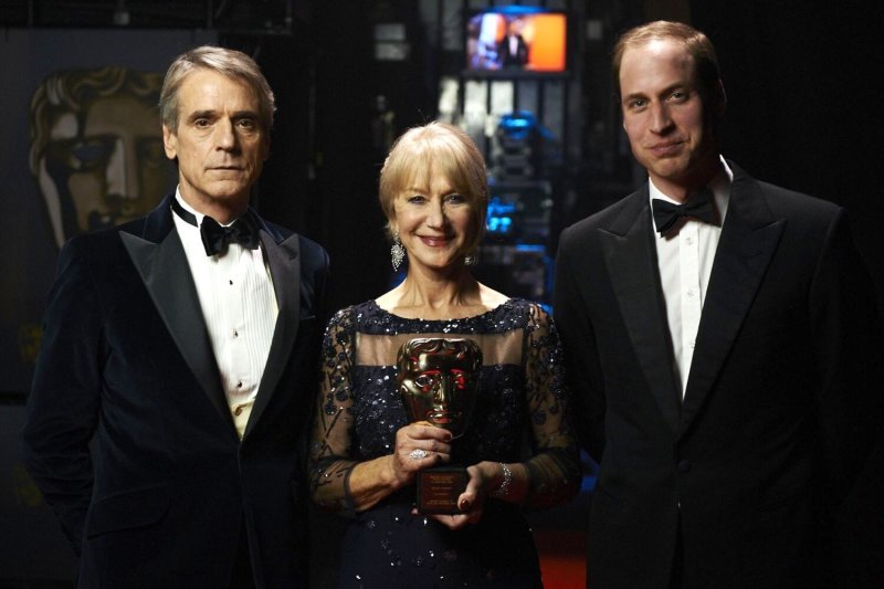 Kino legendai Helen Mirren BAFTA apdovanojimą įteikė princas Williamas