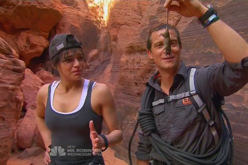 Michelle Rodriguez ir Bearas Gryllsas laidoje „Running Wild with Bear Grylls“