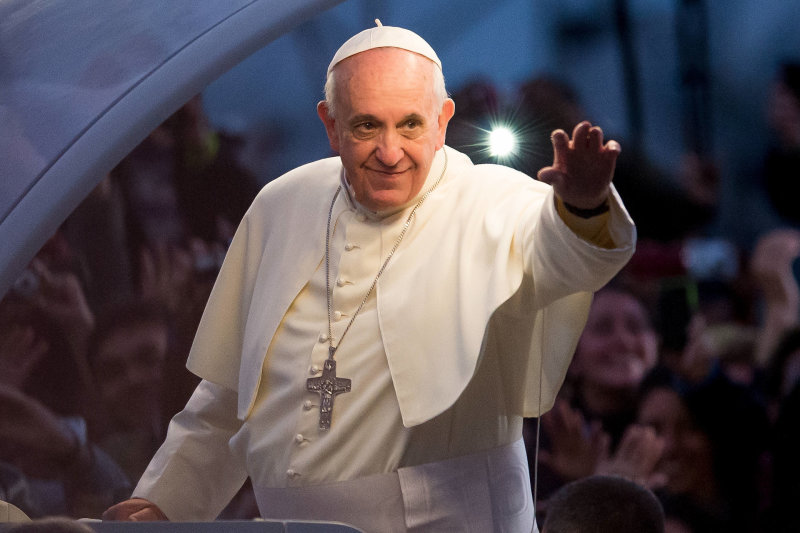 Atsisveikinimas su pontifiku: prieštaringai vertinamas popiežius Pranciškus išėjo antrąjį Velykų rytą