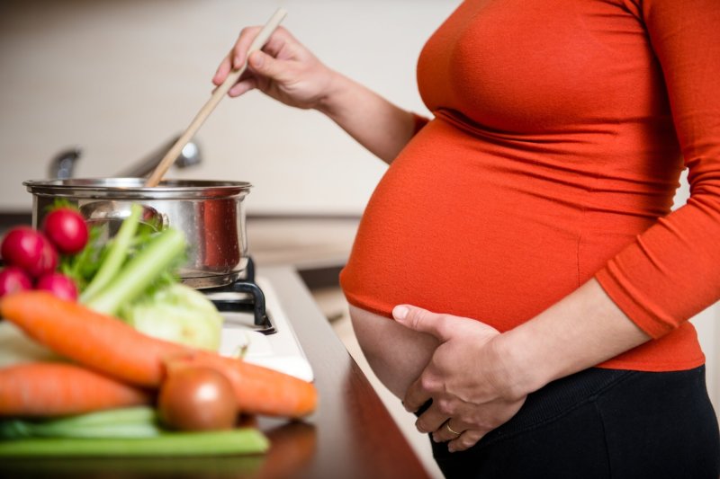 Gydytojas genetikas apie nėščiųjų tyrimus: ar visada būtina rizikuoti?