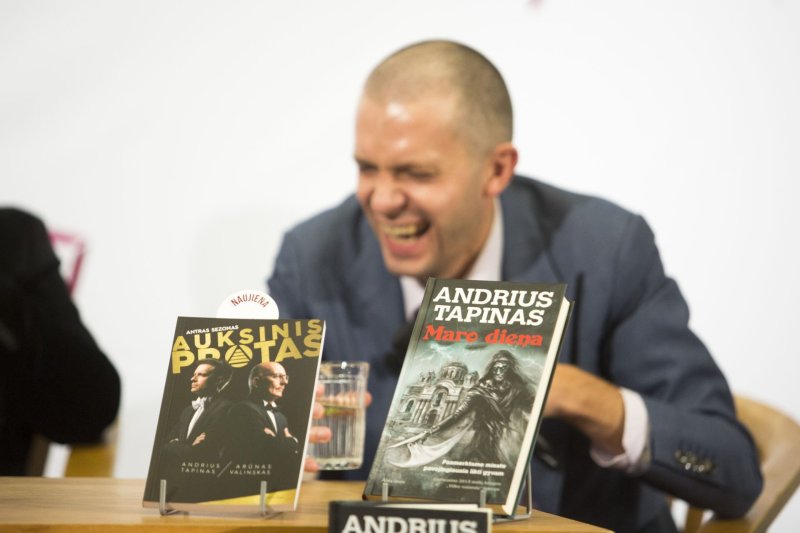 Andriaus Tapino ir Algimanto Čekuolio diskusija apie literatūrą