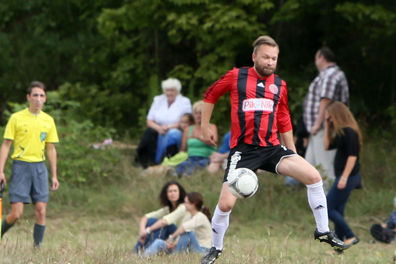 Prieš „Prelegentų“ futbolo mačą – Martyno Starkaus ir Rolando Skaisgirio „Macarena“