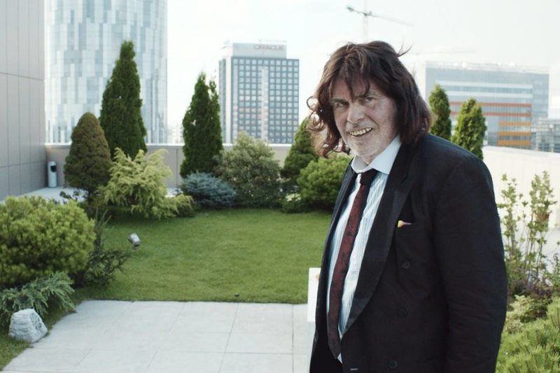 Filmas „Toni Erdmanas“