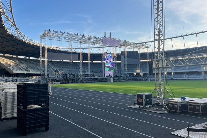 Pasiruošimas „SEL“ koncertui Kauno Dariaus ir Girėno stadione 