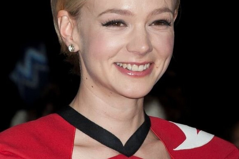 Aktorė Carey Mulligan ištekėjo už muzikanto Marcuso Mumfordo