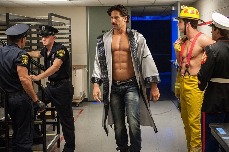 Joe Manganiello filme „Magiškasis Maikas XXL“