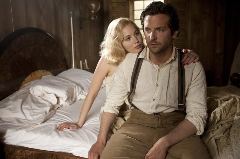 Jennifer Lawrence ir Bradley Cooperis filme „Serena“