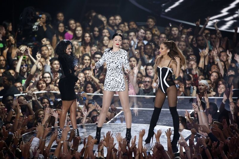 Nicki Minaj, Jessie J ir Ariana Grande