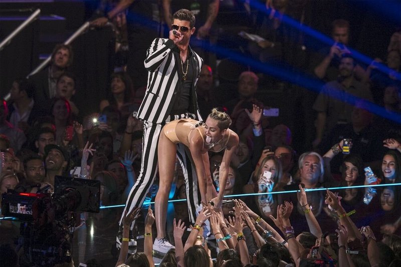 Robinas Thicke'as ir Miley Cyrus