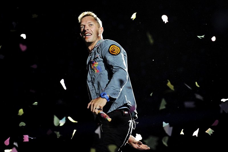 „Coldplay“ lyderis Chrisas Martinas nekaltybę prarado būdamas 22-ejų