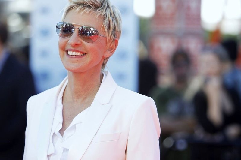 Mėgstamiausia Holivudo moterimi išrinkta komikė Ellen DeGeneres