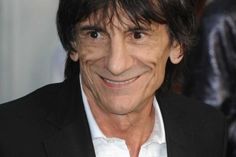 „Rolling Stones“ rokeris Ronnie Woodas susižadėjo