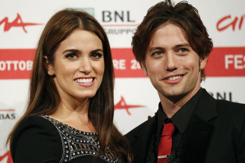 Nikki Reed tapo Jacksono Rathbone'o sūnaus krikštamote