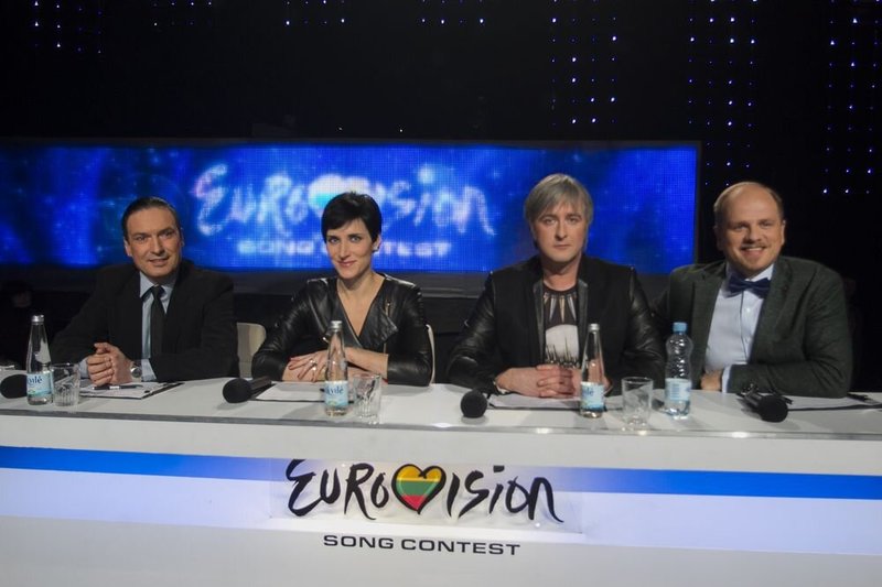 „Eurovizijos“ atrankos komisija: Darius Užkuraitis, Ieva Prudnikovaitė-Pitrėne, Ramūnas Zilnys ir Edmundas Seilius