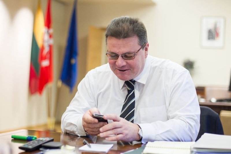 Lietuvos diplomatijos vadovas Linas Linkevičius: „Niekada gyvenime nesinaudočiau „tviteriu“, bet reikia“